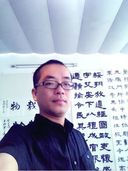 儒雅书法家吴起宏屡获各类书法比赛奖项